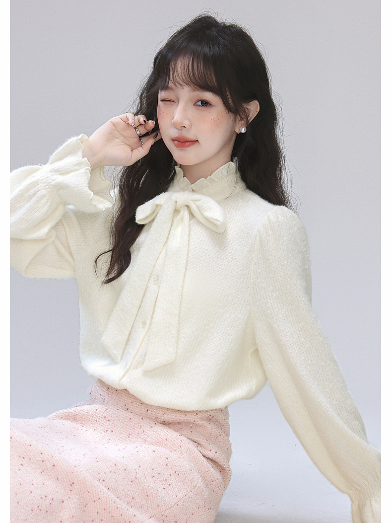 Women Formal Blouses For Evening Wear - Chemises à manches longues en Satin